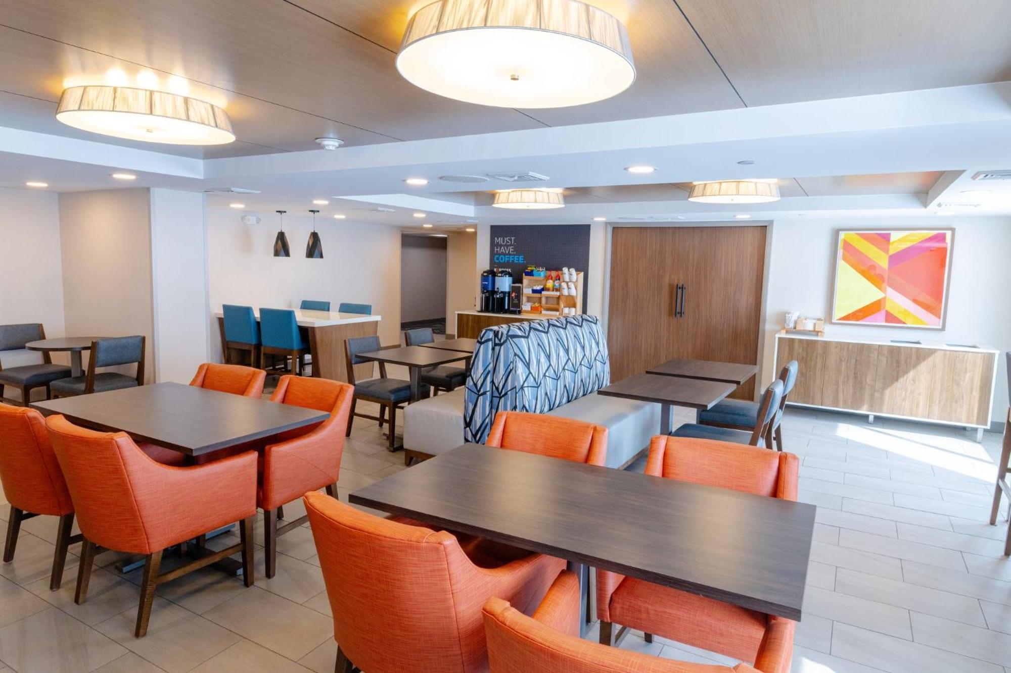 Holiday Inn Express - Neptune By Ihg Exterior foto