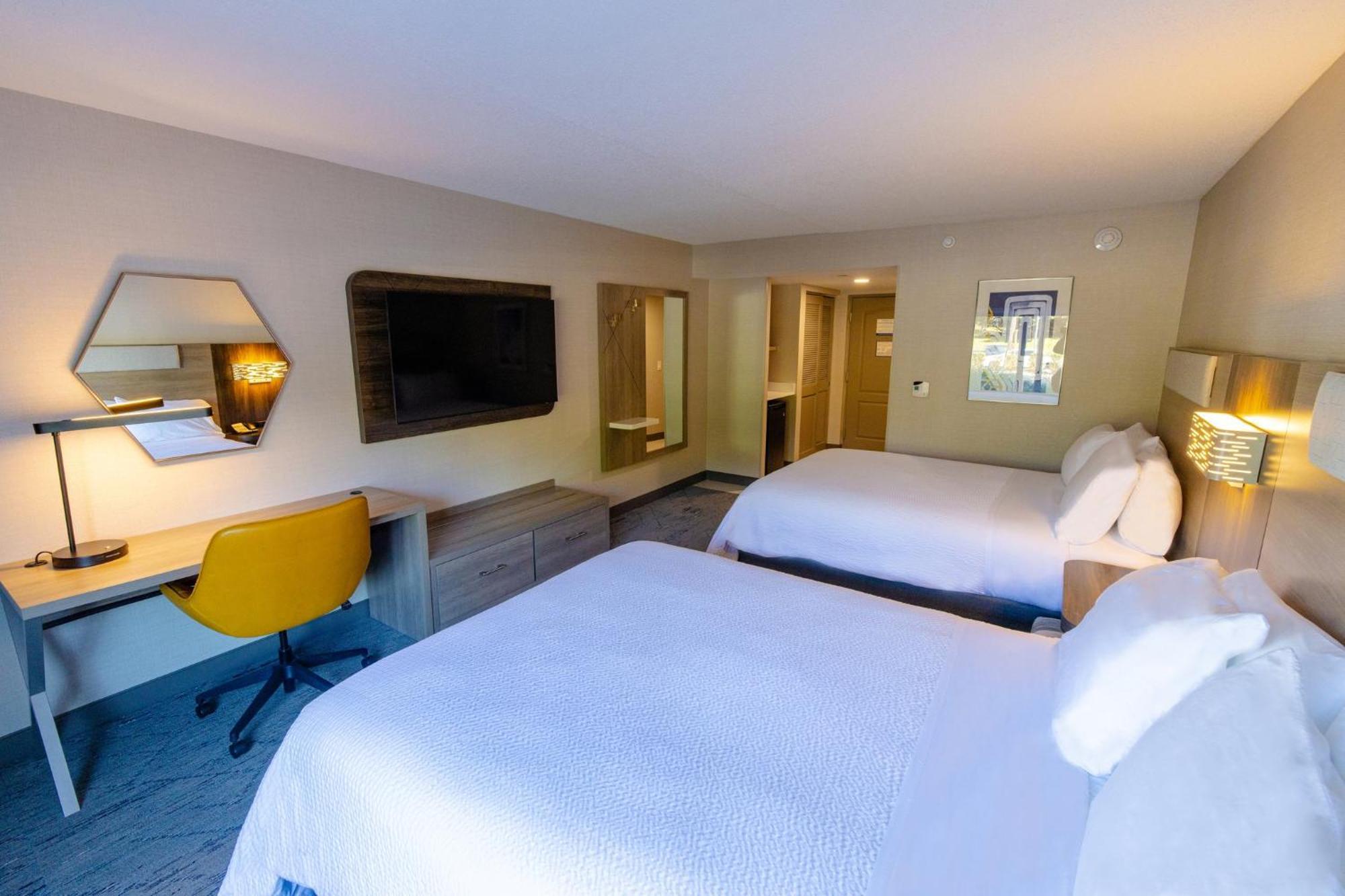 Holiday Inn Express - Neptune By Ihg Exterior foto